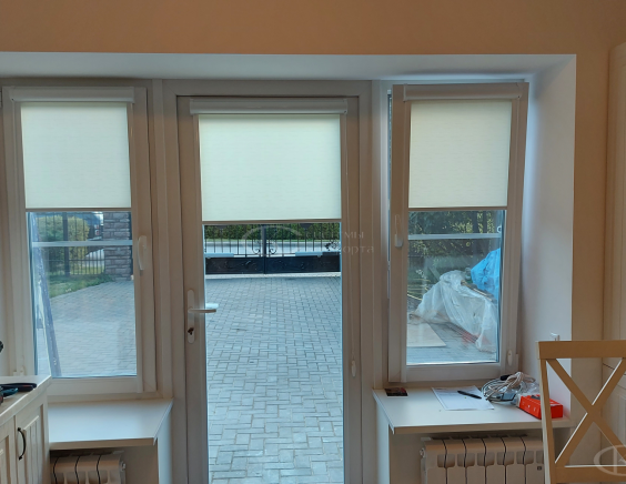 Портфолио Ролл шторы на пластиковые окна