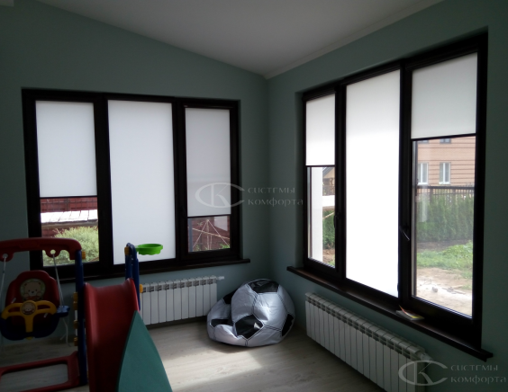 Портфолио Ролл шторы на пластиковые окна