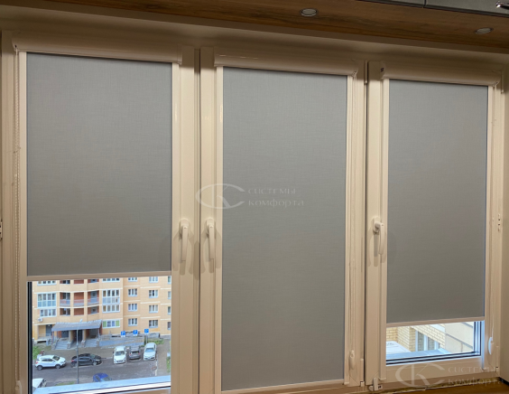 Портфолио Ролл шторы на пластиковые окна